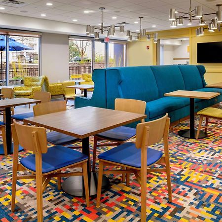 Hampton Inn By Hilton St Louis Airport Woodson Terrace Εξωτερικό φωτογραφία