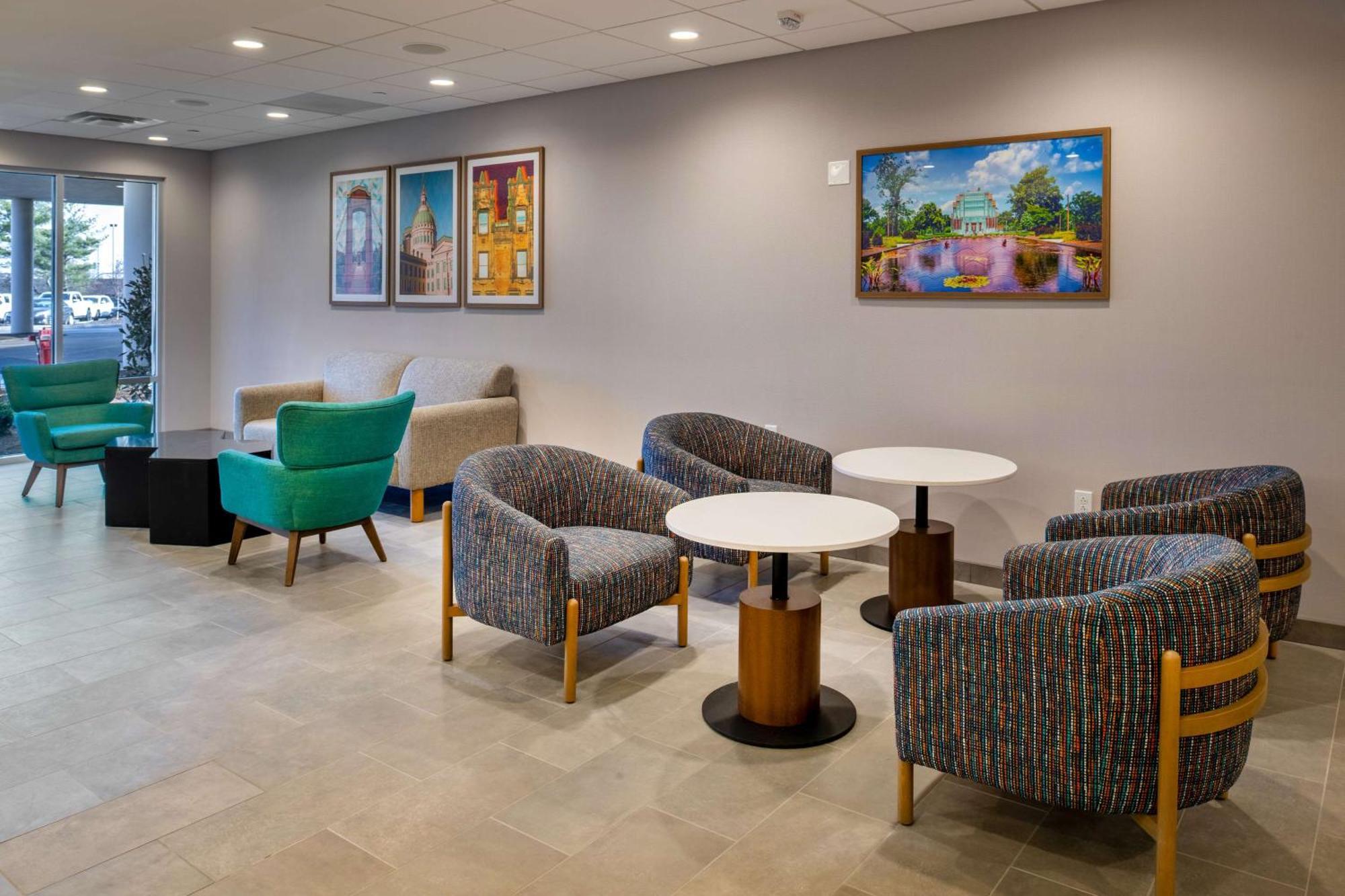 Hampton Inn By Hilton St Louis Airport Woodson Terrace Εξωτερικό φωτογραφία