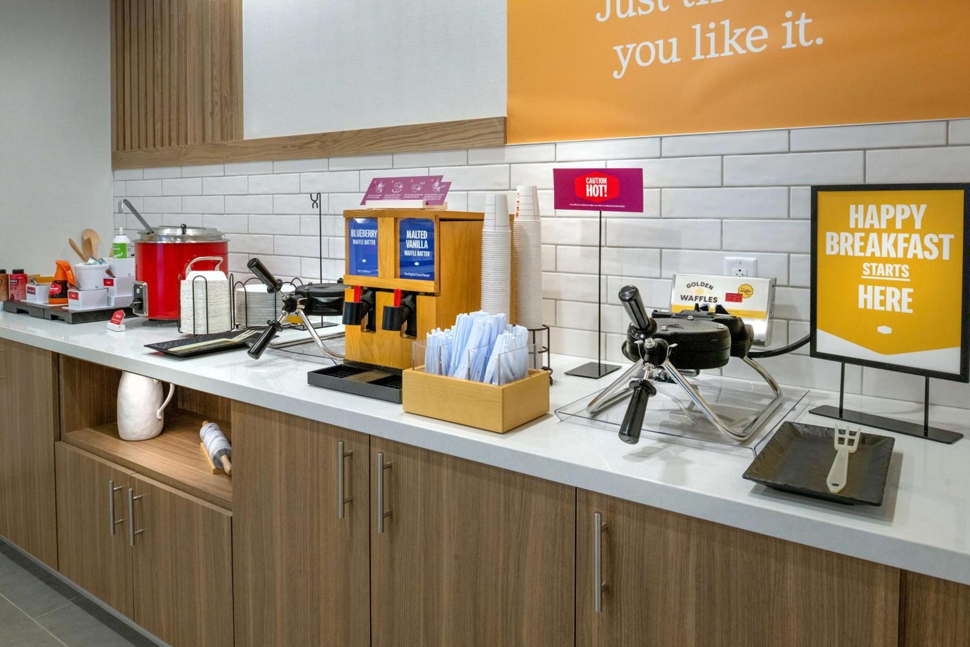 Hampton Inn By Hilton St Louis Airport Woodson Terrace Εξωτερικό φωτογραφία