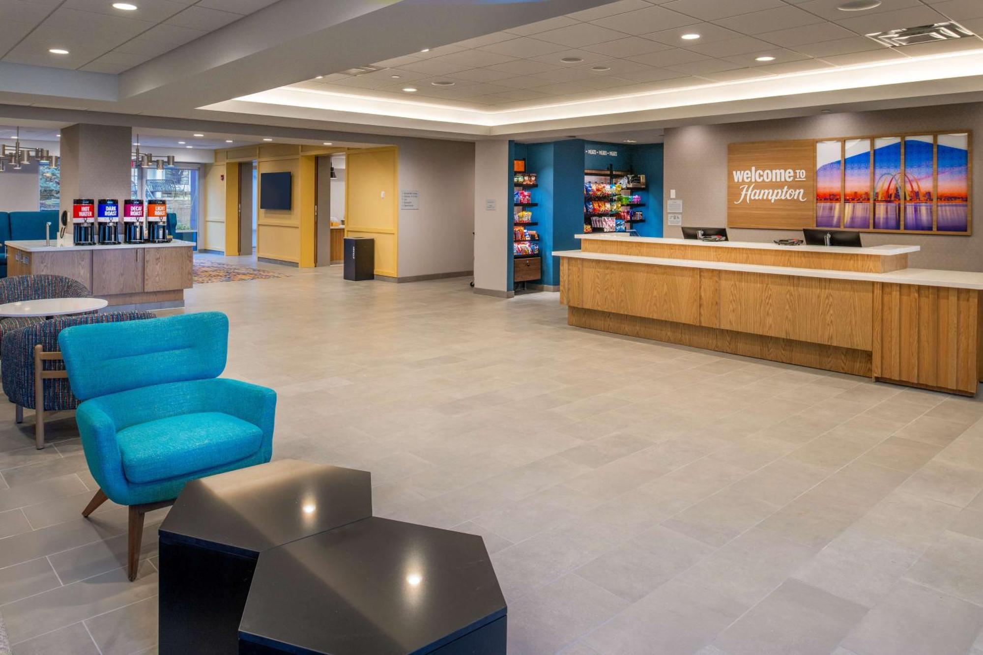 Hampton Inn By Hilton St Louis Airport Woodson Terrace Εξωτερικό φωτογραφία
