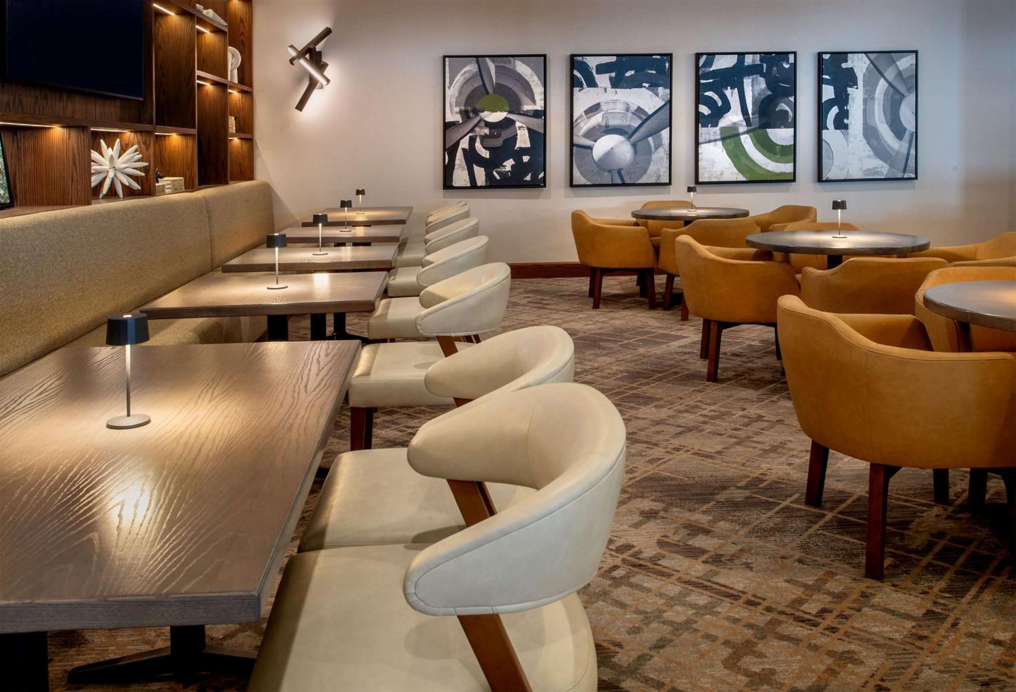 Hampton Inn By Hilton St Louis Airport Woodson Terrace Εξωτερικό φωτογραφία